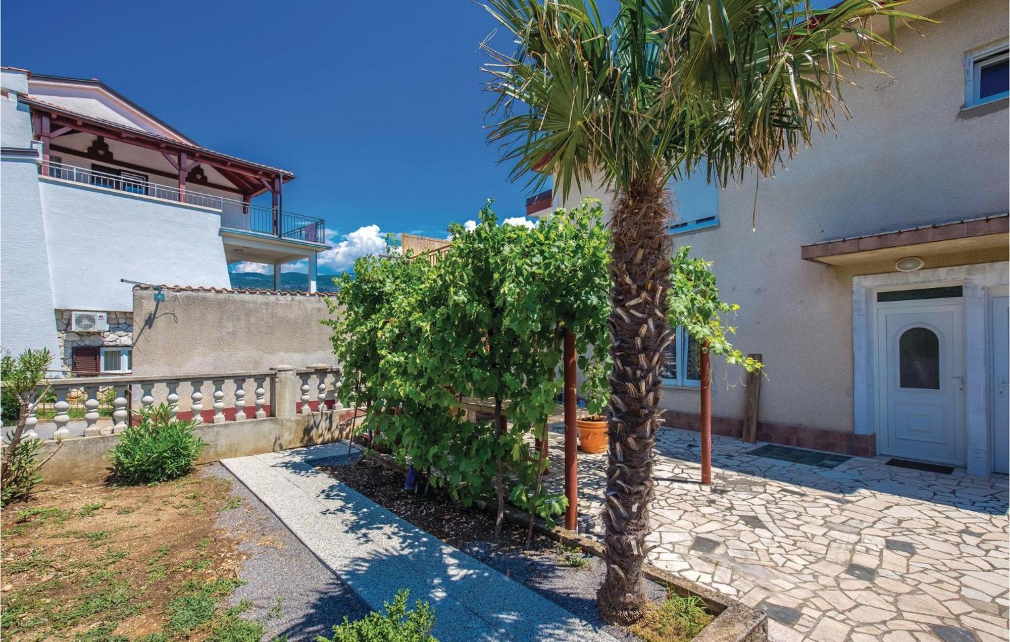 Gorgeous Apartment In Crikvenica With Kitchen 외부 사진