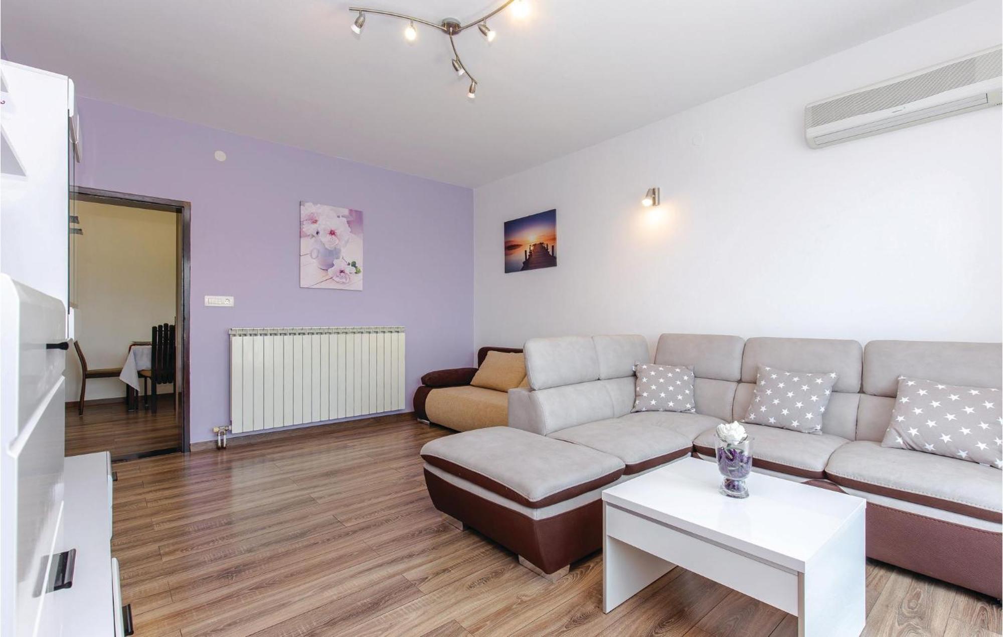 Gorgeous Apartment In Crikvenica With Kitchen 외부 사진